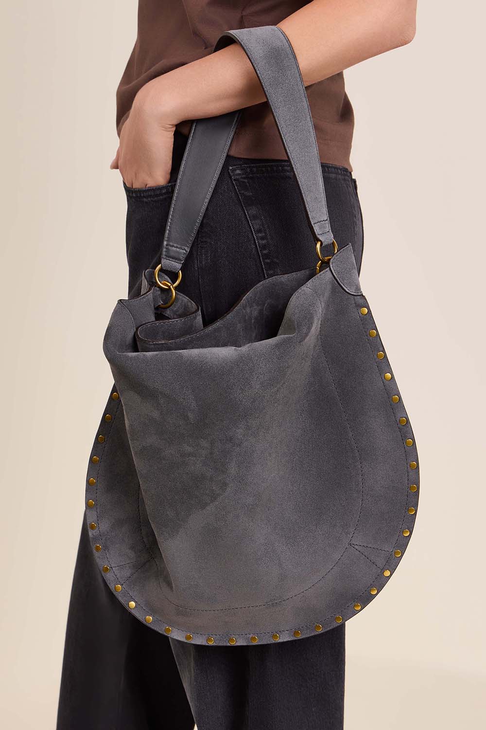 תמונת כל הלוק של תיק כתף אוסקן